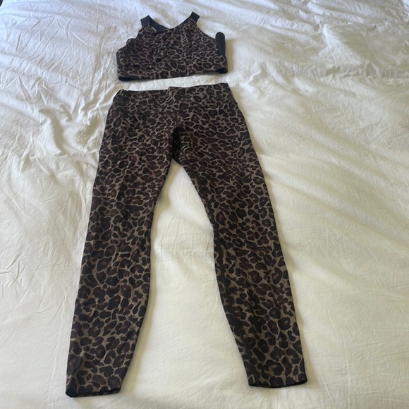 Varley super soft workout and lounge set - Picture 2 of 13